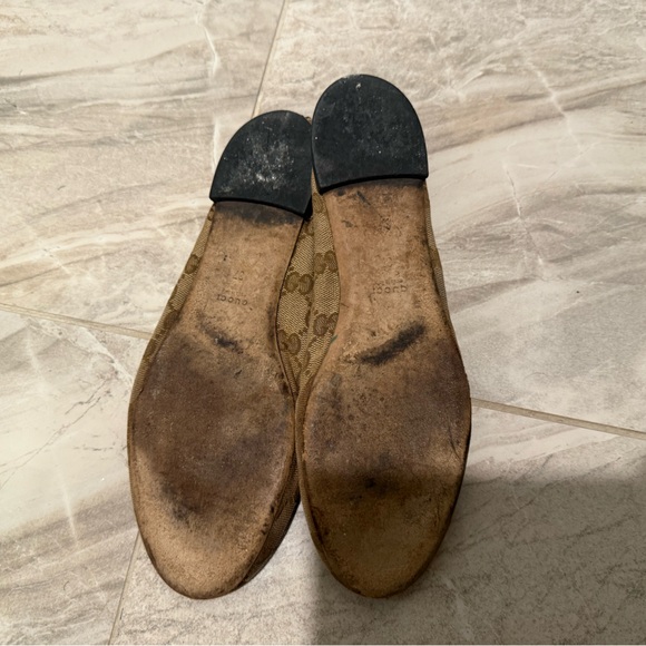 Gucci Monogram Bow Ballet Flats - Picture 4 of 5